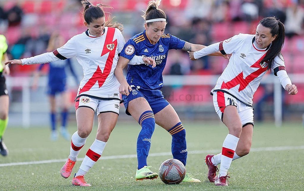 Olga mantiene vivo el objetivo Champions, en una tarde fría de abril en la Ciudad Deportiva Fundación Rayo Vallecano