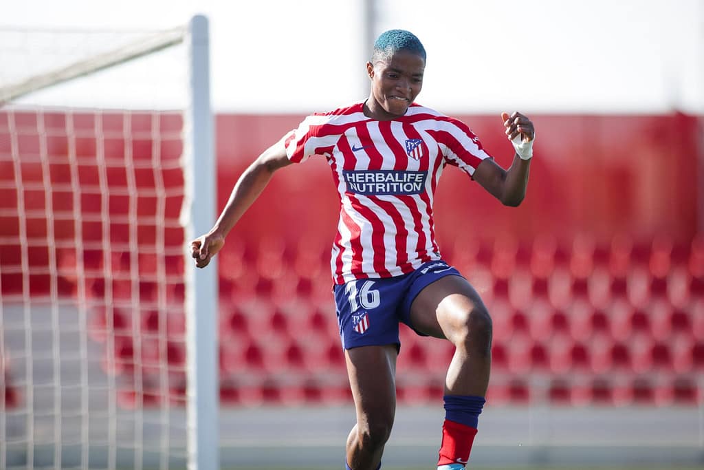 Ajibade y el Atlético de Madrid volvieron a ganar tras el pinchazo de la última jornada