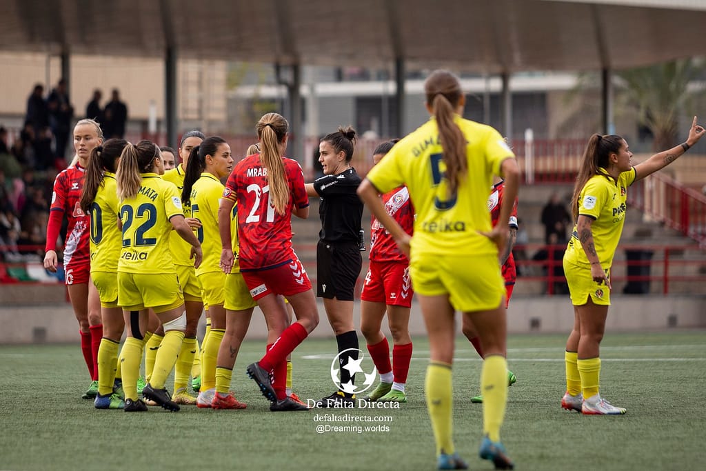 galería partido network liga F entre Levante Las Planas y Villarreal CF