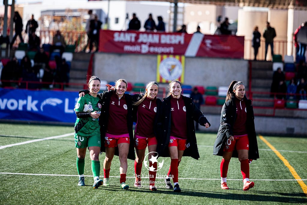 Galería del partido entre Levante las Planas - Deportivo Alavés