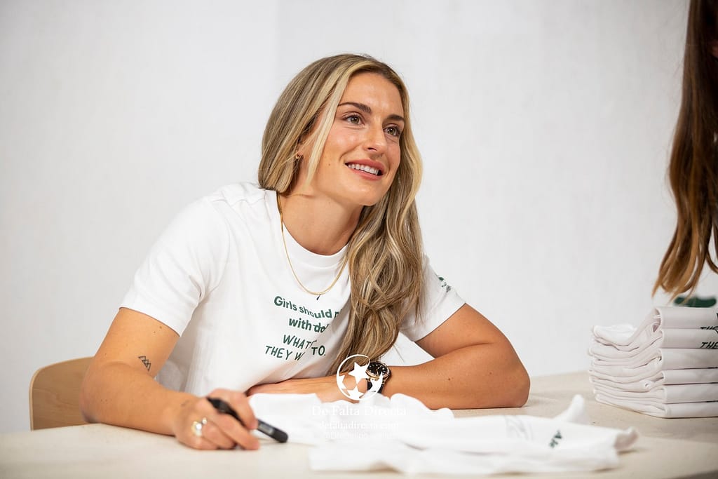 Alexia Putellas y Mango x Save The Children