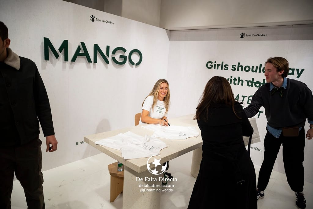 Alexia Putellas y Mango x Save The Children