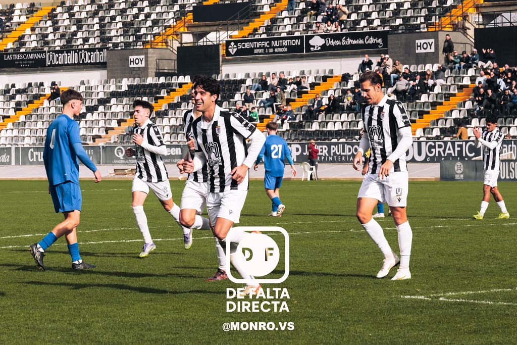 CD Badajoz 2 - 0 CD Calamonte Tercera Federación